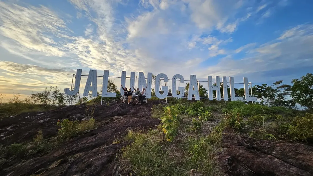 Bukit Jalungga Hill Sukamara: Spot Baru Bernama "Yang Menjulang Tinggi" di Desa Jihing